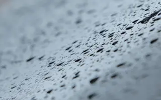 你还记得那些大雨中为你撑伞的人吗？