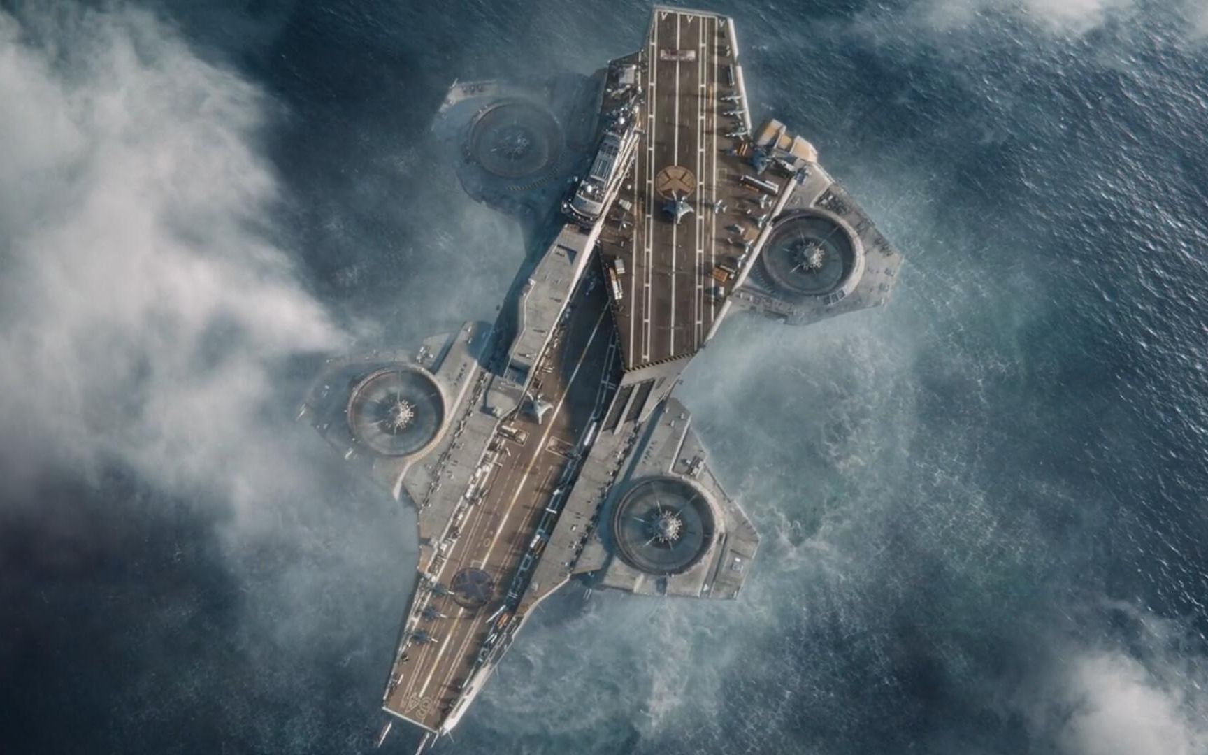 影视:航母在天上飞,根据周围环境变色隐身,这应该是航天母舰_哔哩哔哩