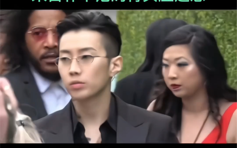 来自朴宰范的型男三七背头