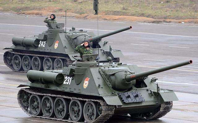 2004虎哥英雄连2---反甲先锋su-85