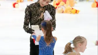 这就是我为什么在众多花滑运动员中只喜欢羽生结弦的原因 体育不分国籍 哔哩哔哩 Bilibili