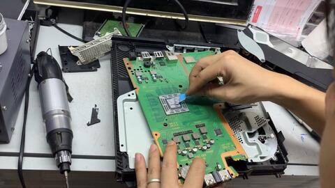 自制字幕 Ps4开机后立即关机的简易diy修理方法 哔哩哔哩