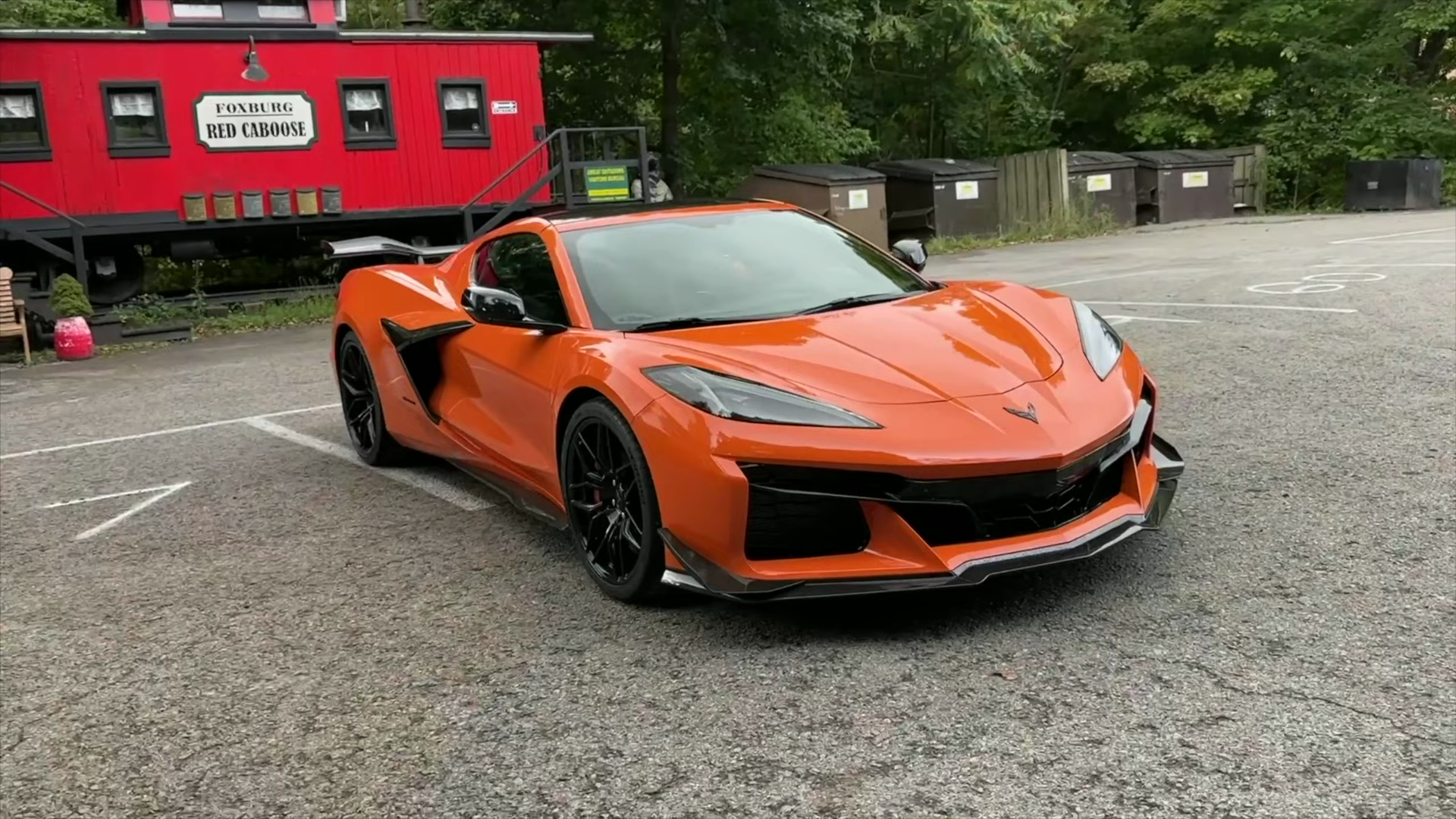 2024款雪佛兰corvette z06,5.5升v-8发动机,红线转速为8500转