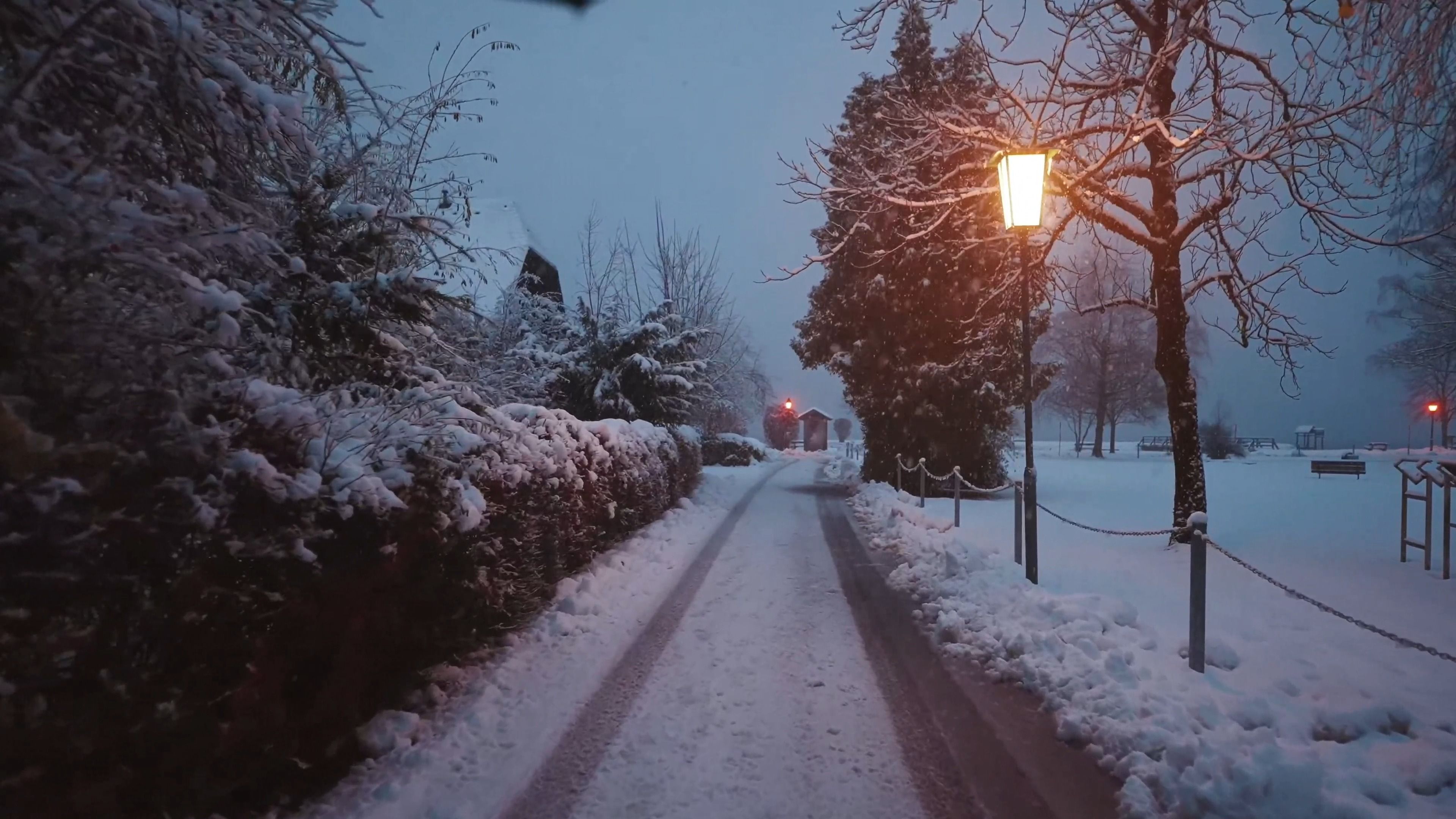 [图]冬日世界的最美小镇，感受极致雪景 | 奥地利 · 哈尔施塔特