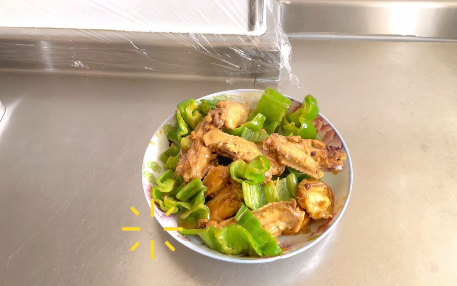 跟着老饭骨做了一道鲍鱼鸡翅