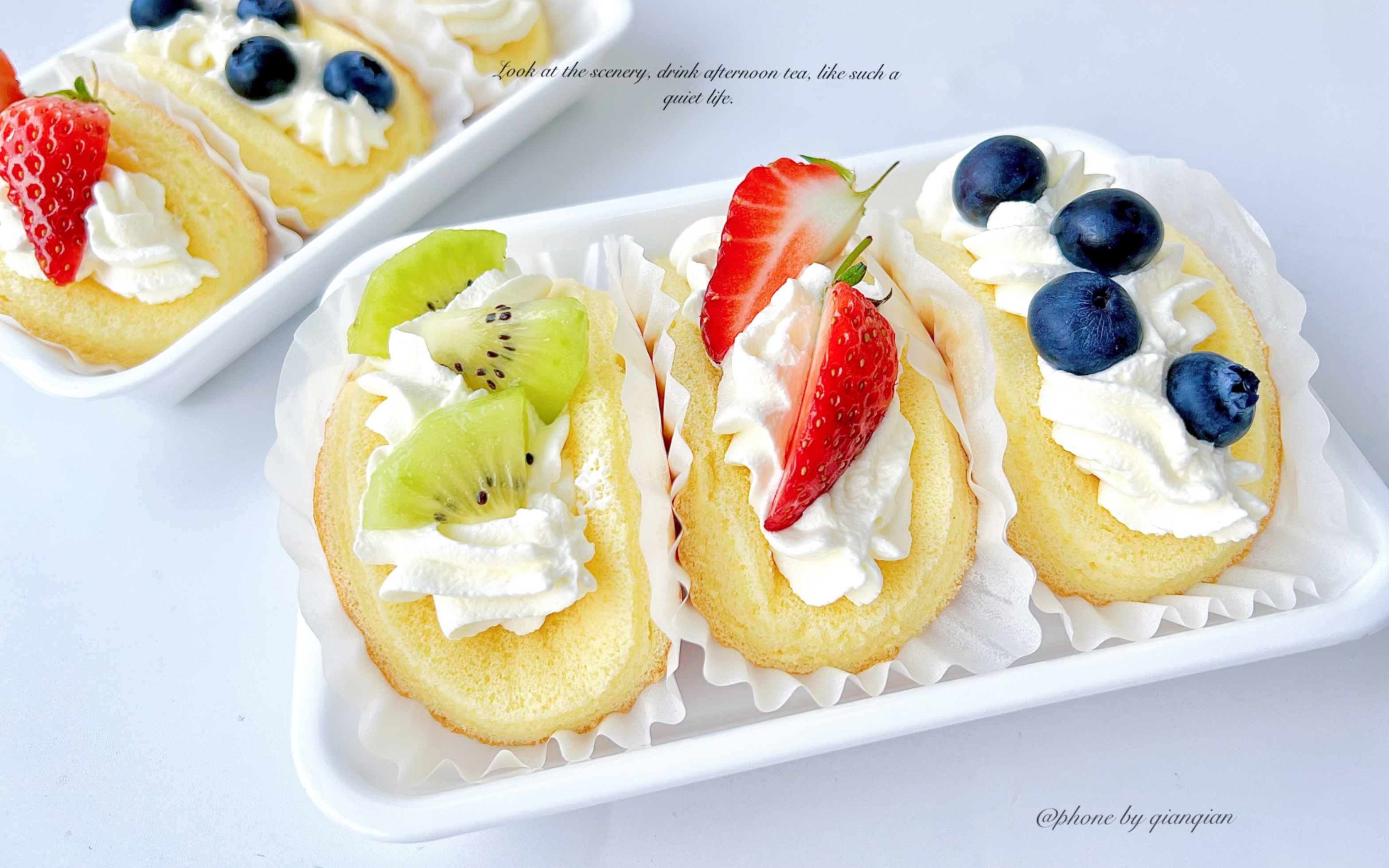 野餐甜品|水果奶油抱抱卷