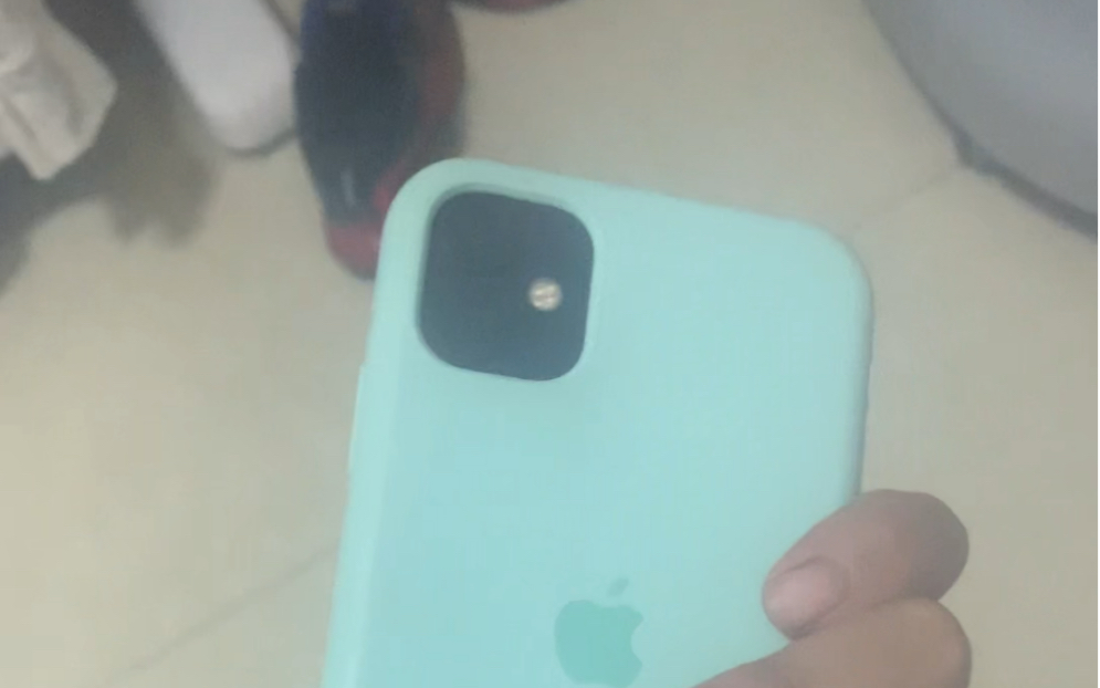 来看看iPhone11的动态壁纸哔哩哔哩bilibili