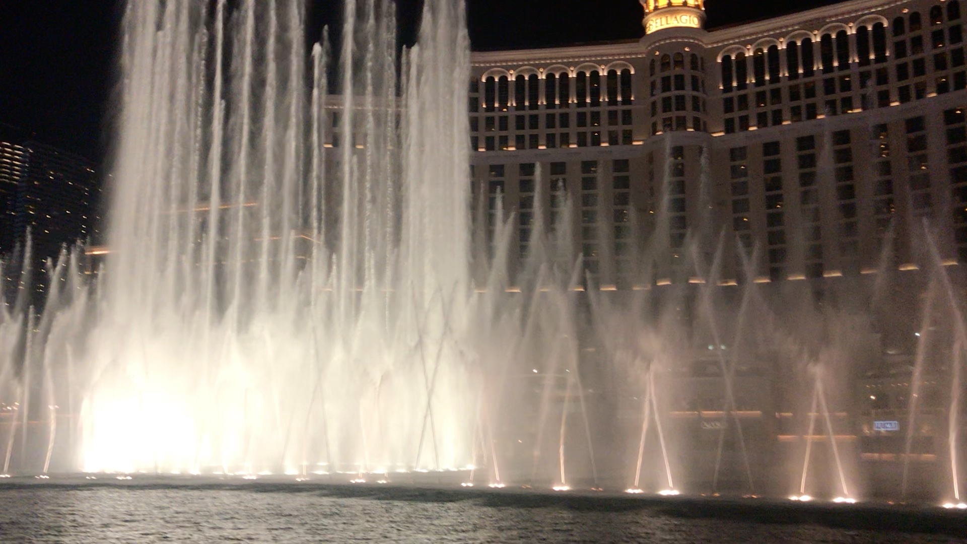 拉斯维加斯百乐宫音乐喷泉_哔哩哔哩_bilibili