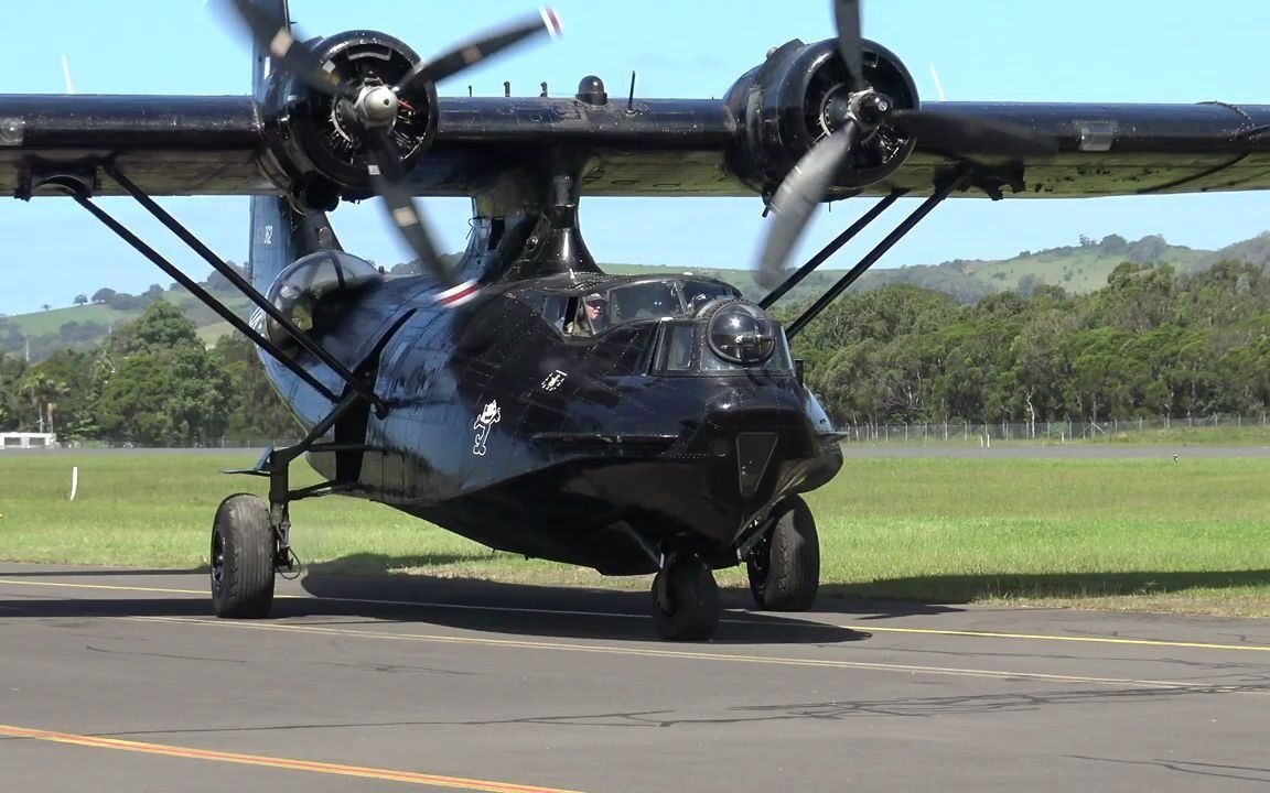 pby卡特琳娜水上飞机 从珍珠港起飞