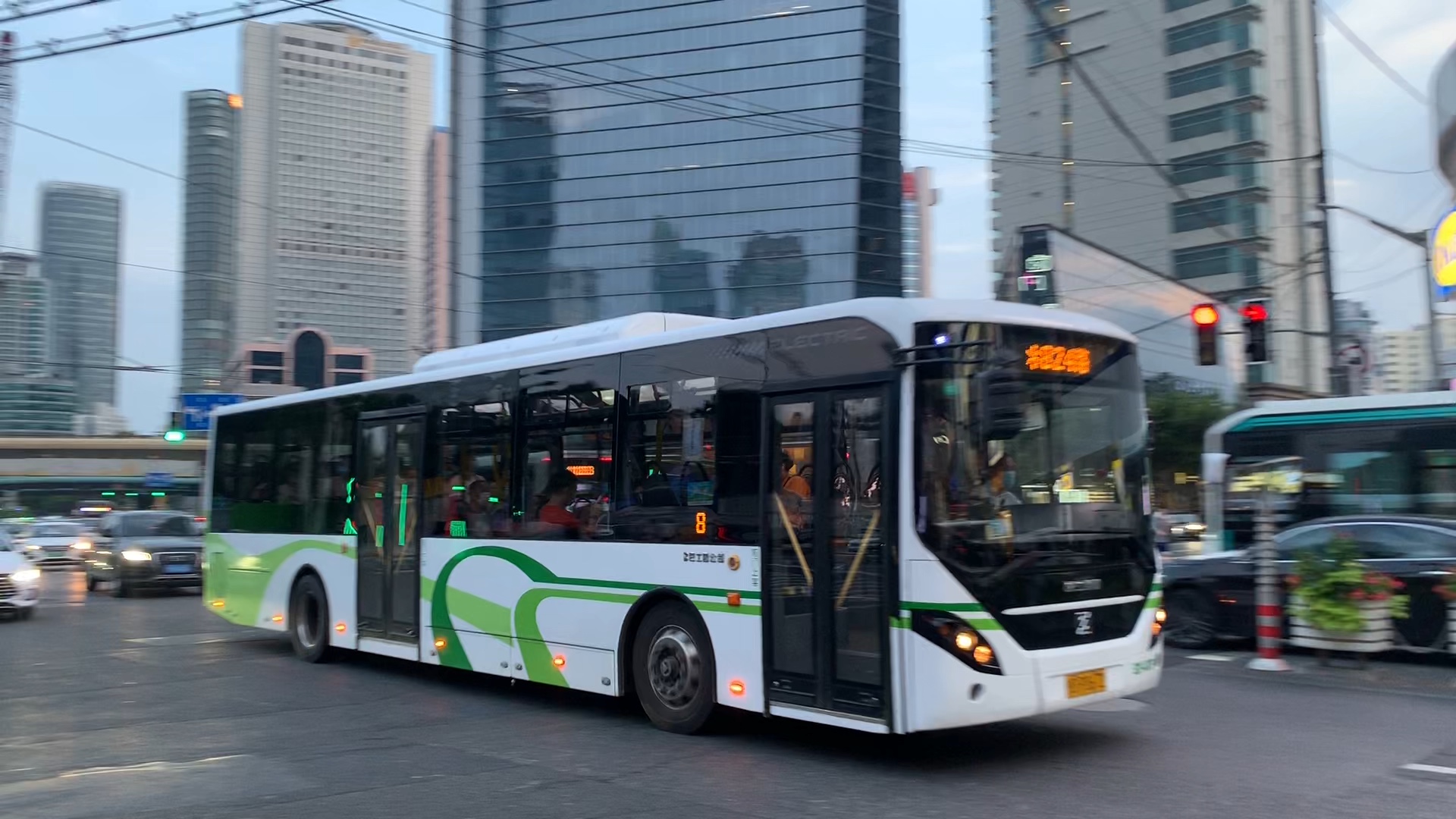 上海公交824路s2v-0079