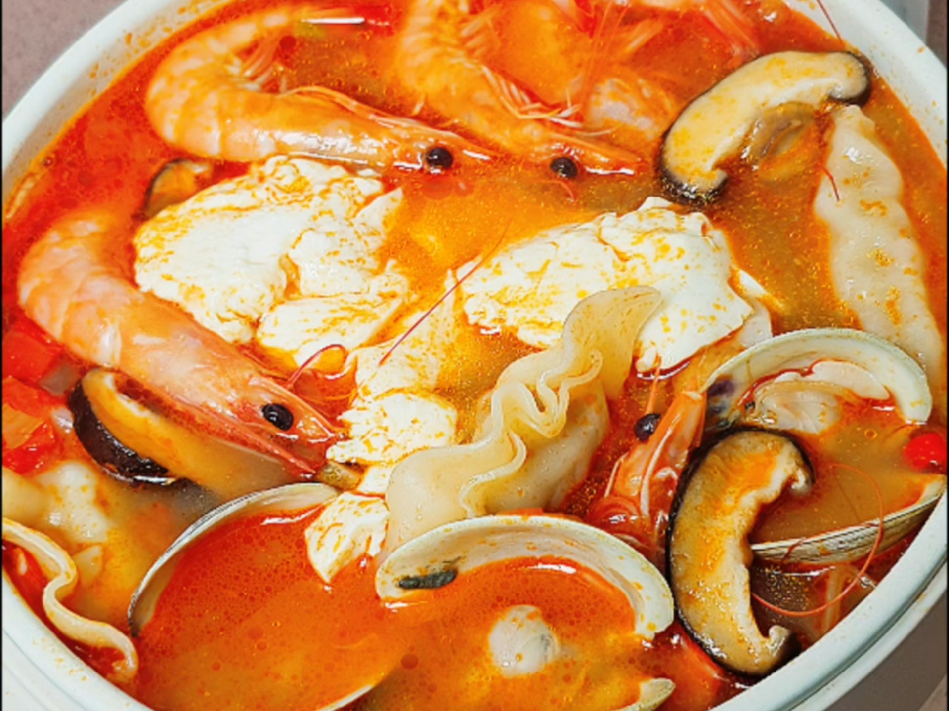 打工人下班如何快速吃上饭!今天吃海鲜嫩豆腐汤!