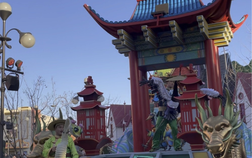 环球花车巡游功夫熊猫