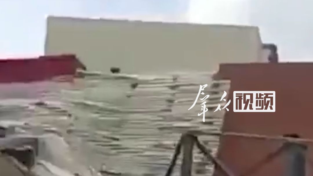 巴拿马发生7.6级强震，多处建筑受损余震频发，中资机构和当地华侨华人暂无伤亡报告。