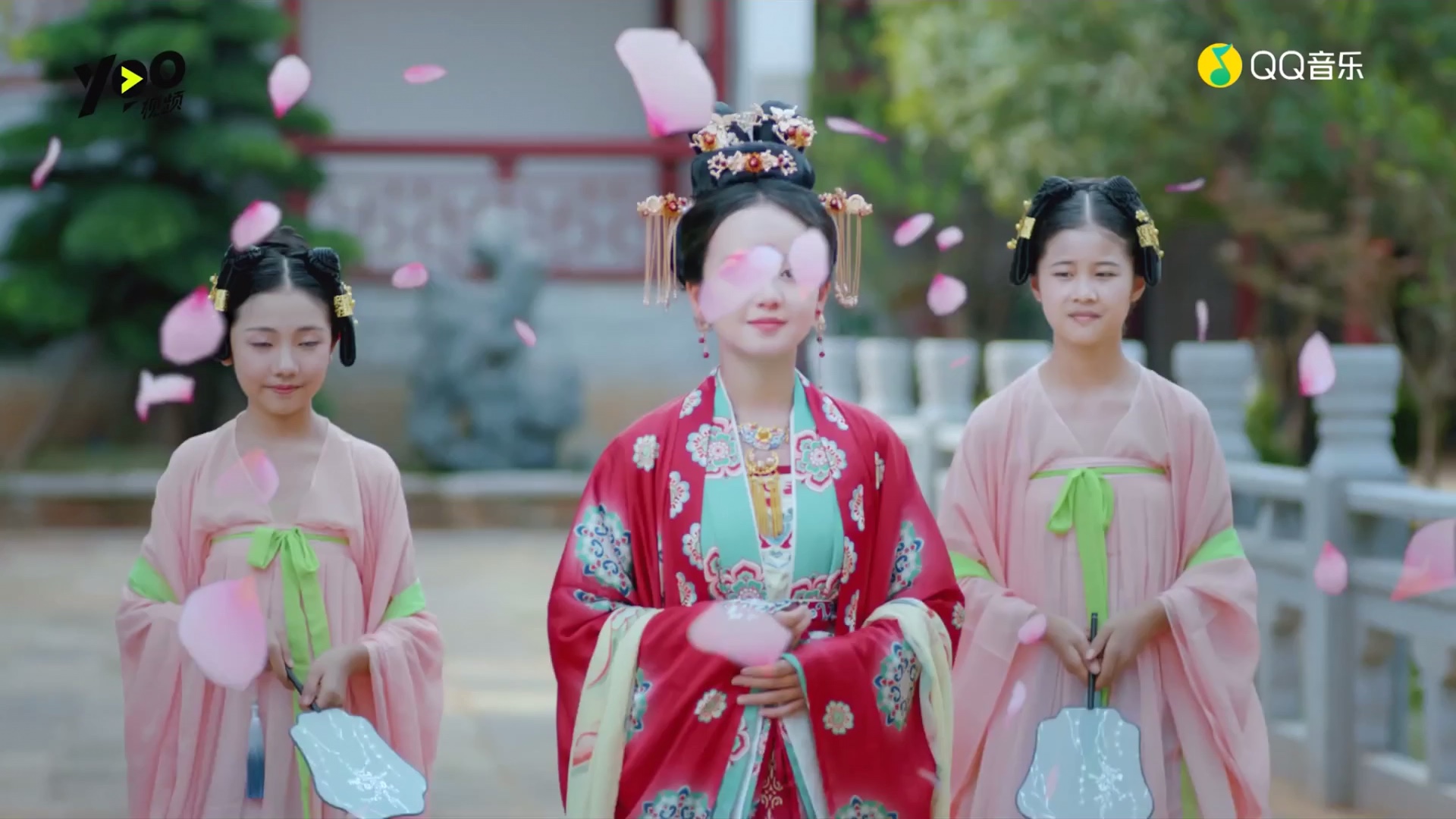 一首红招愿看得我热血沸腾