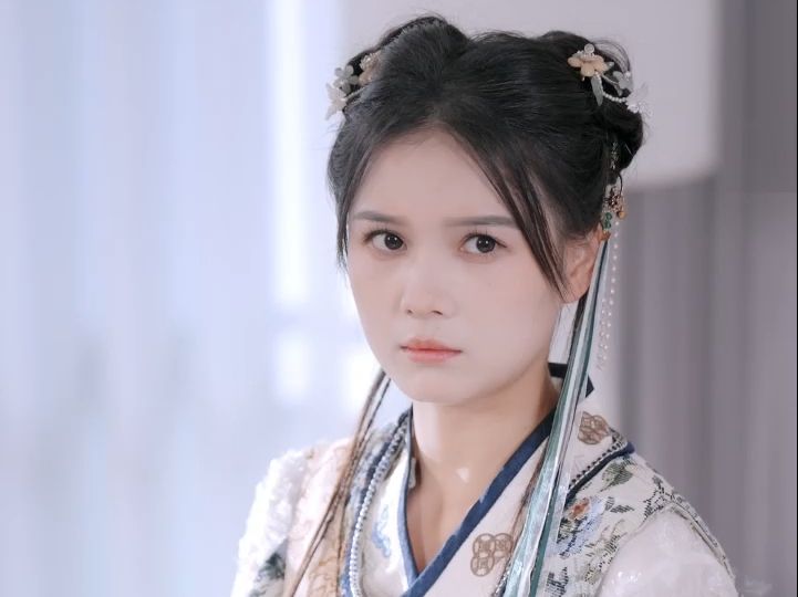 左一主演的短剧都市修仙传