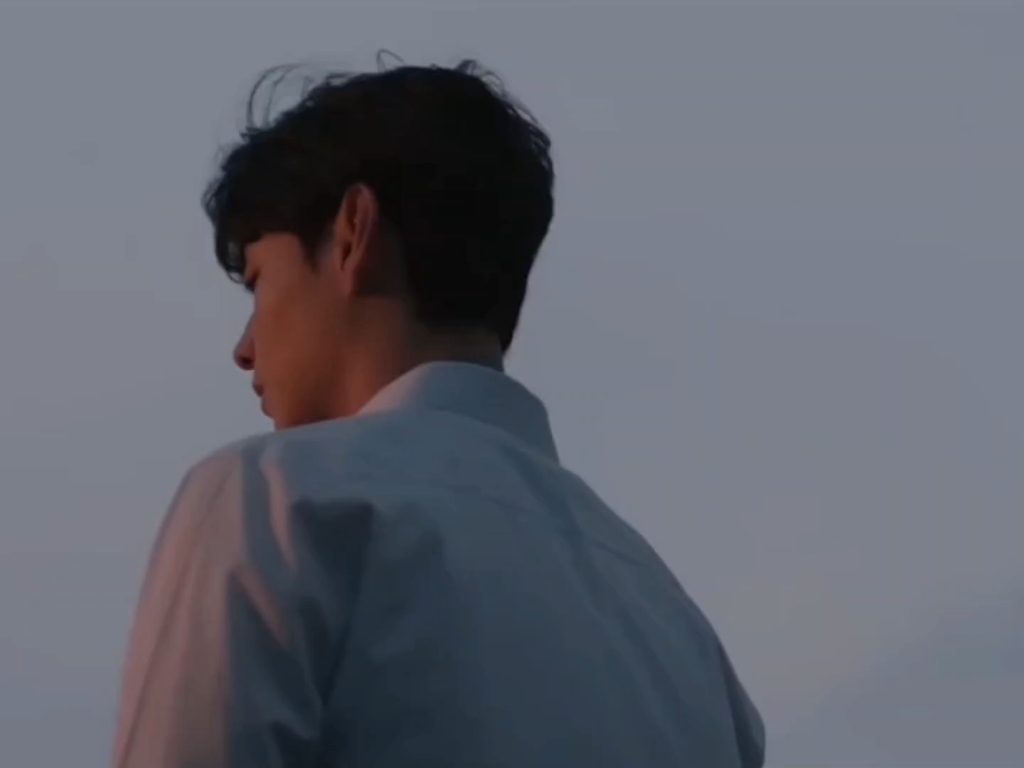 【恋爱至上主义区域】"如果当时也有人能抓住29岁泰明河的手就好了"