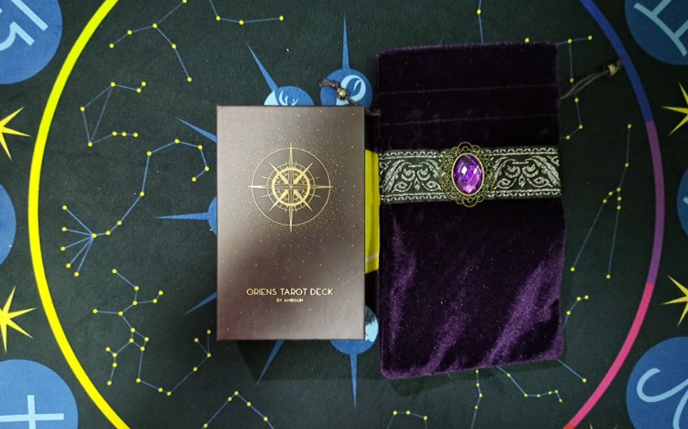 塔罗牌开箱黎明之星塔罗牌第一版开箱