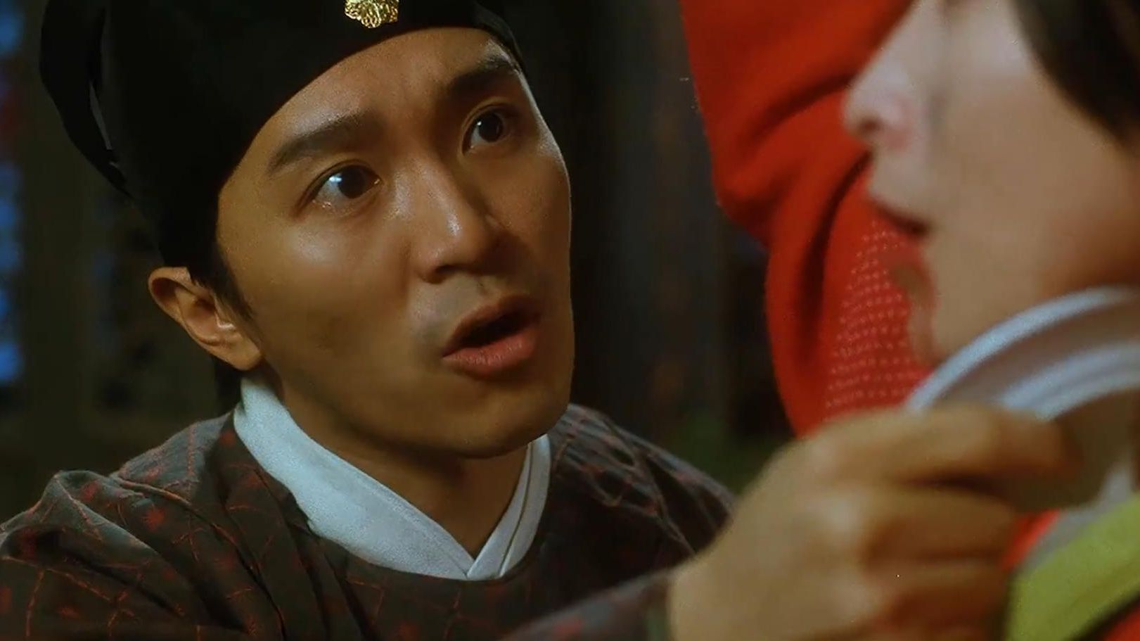 《大内密探零零发》:周星驰讽刺了所有,唯独没有讽刺爱情!