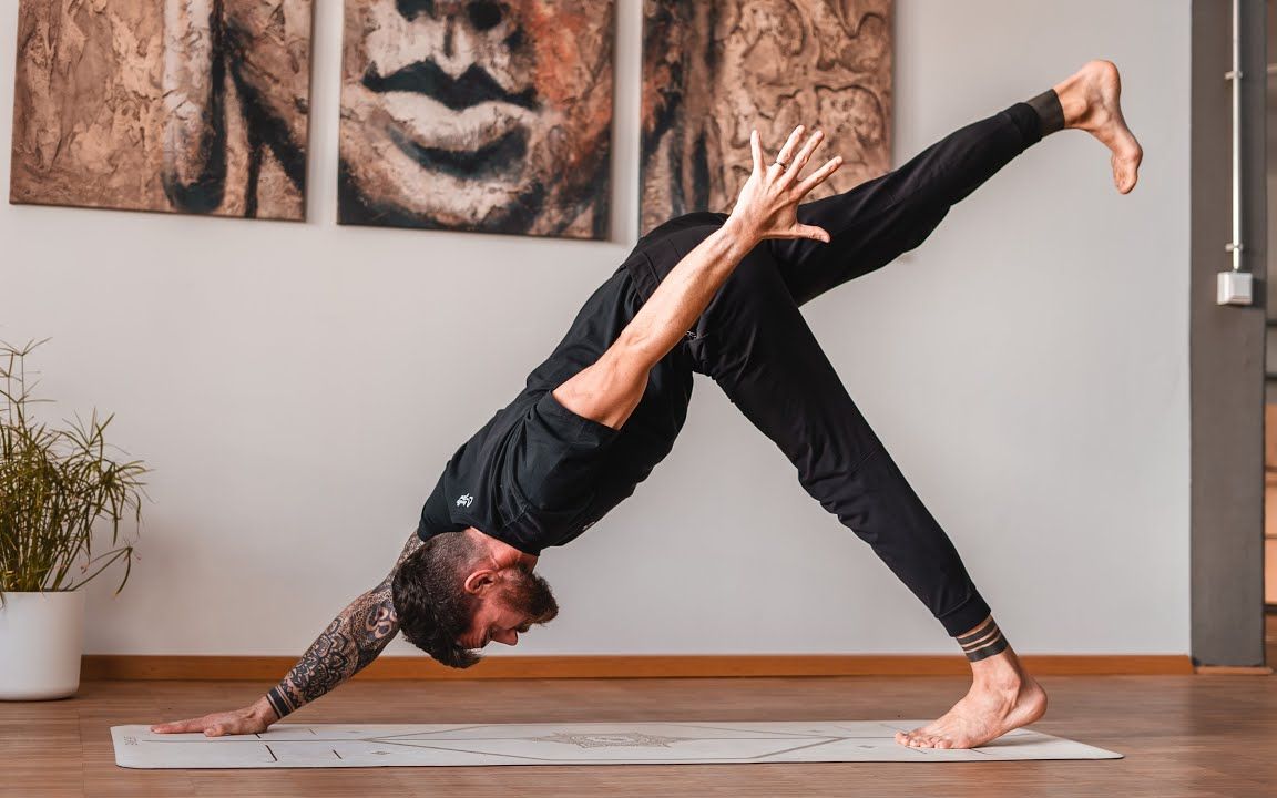 breatheandflow25分钟vinyasa瑜伽教程78轻松控制流体vinyasa流动