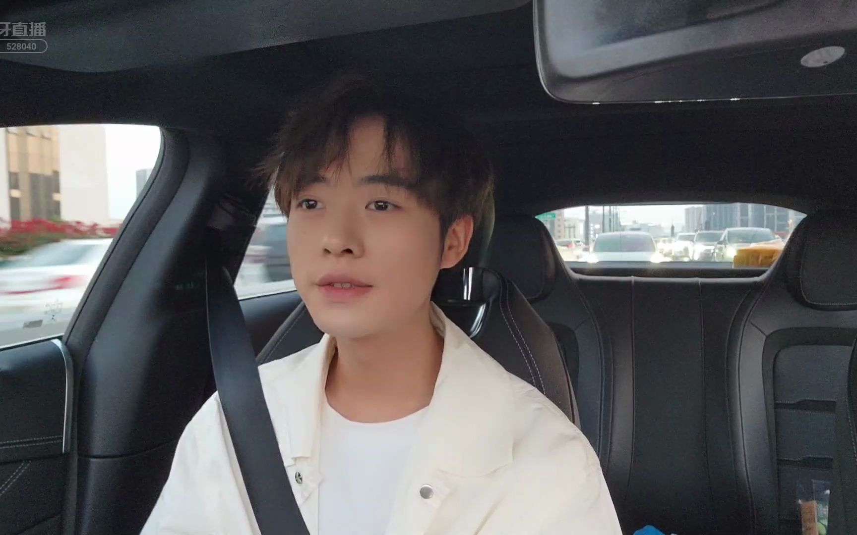 子圣-798 2023-5-8 杭州户外