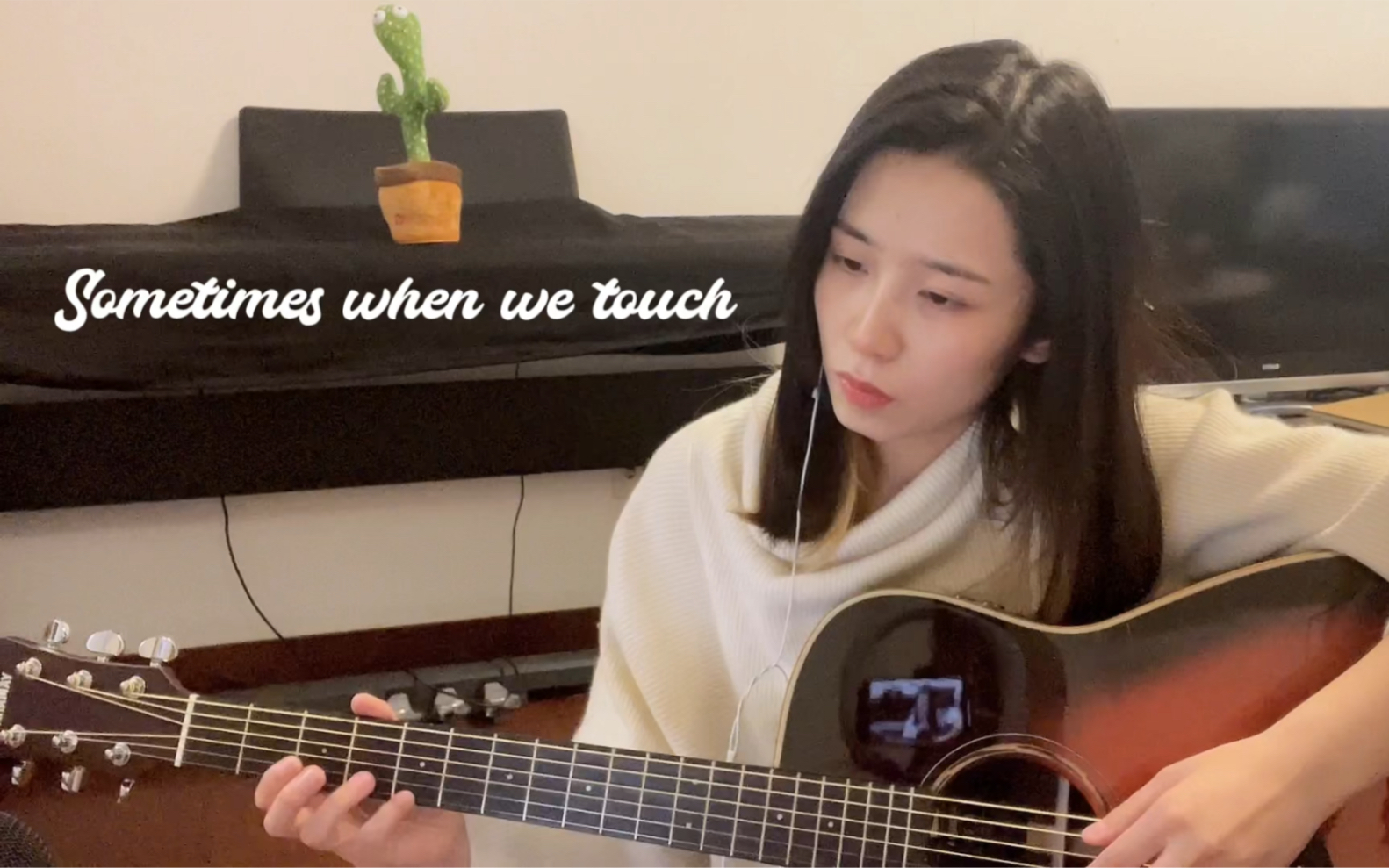 [图]《Sometimes When We Touch》Olivia Ong