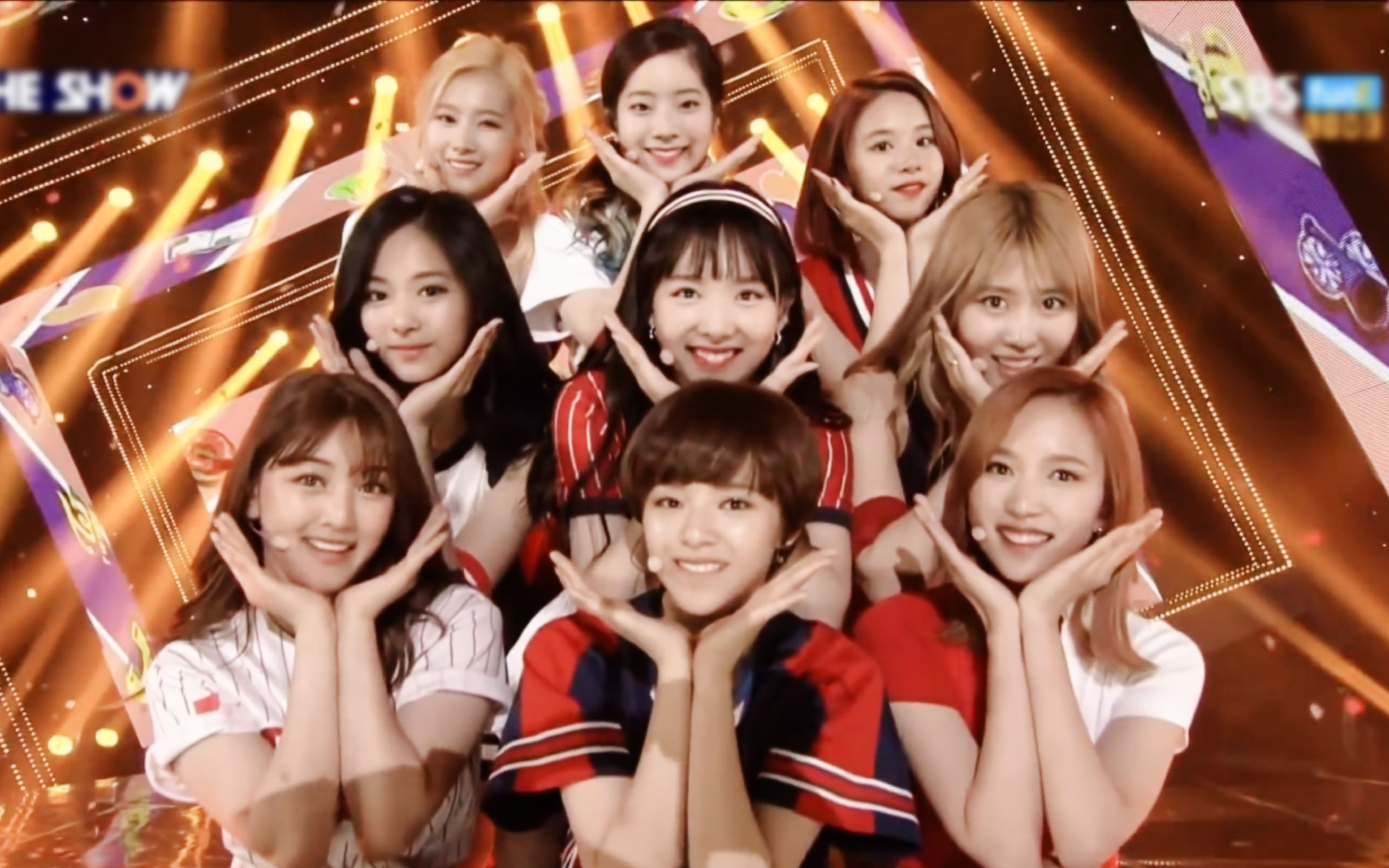 【60帧中字】国民加油歌 twice - cheer up 现场版舞台