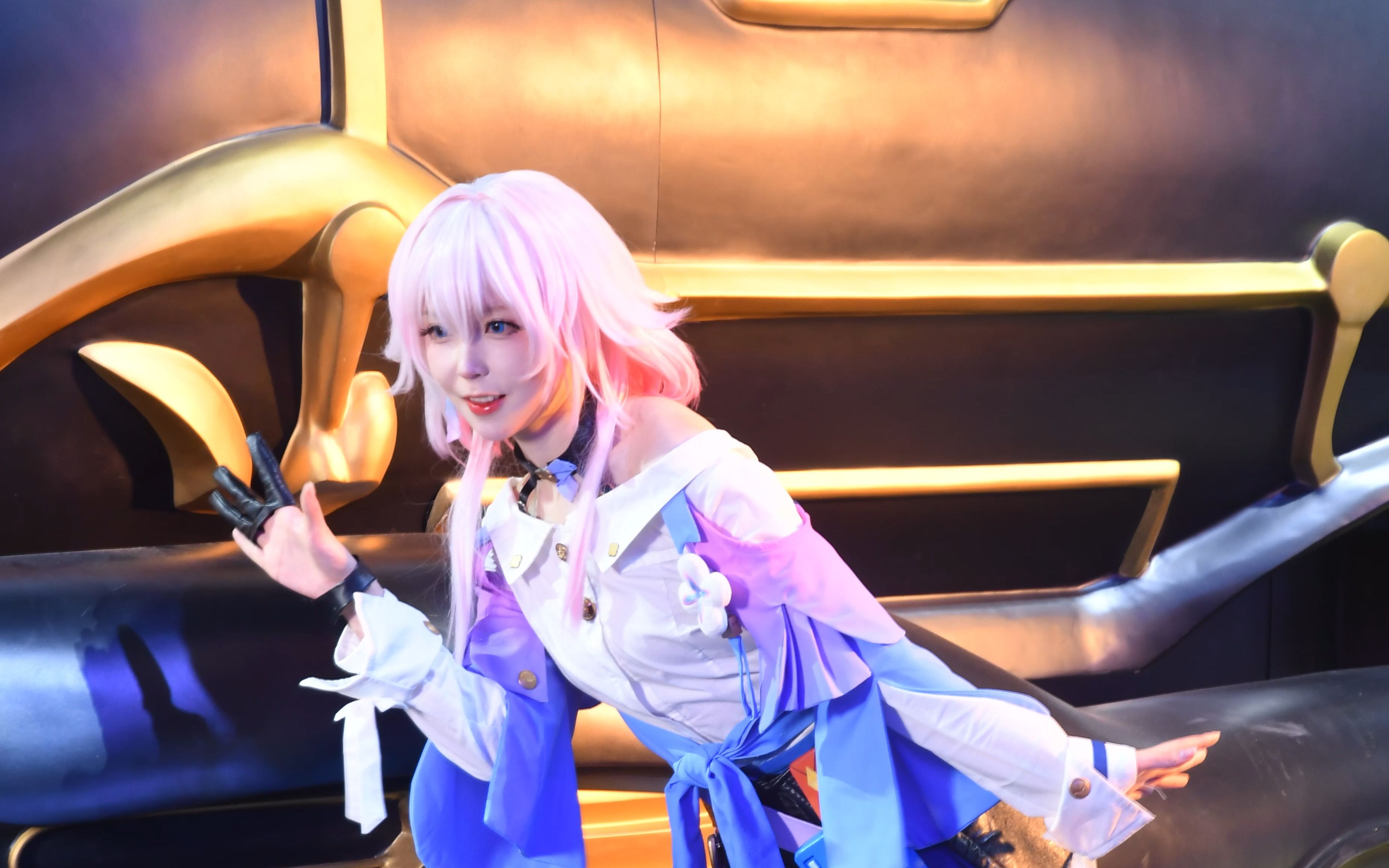 cj瞎秋cos的三月七返图!