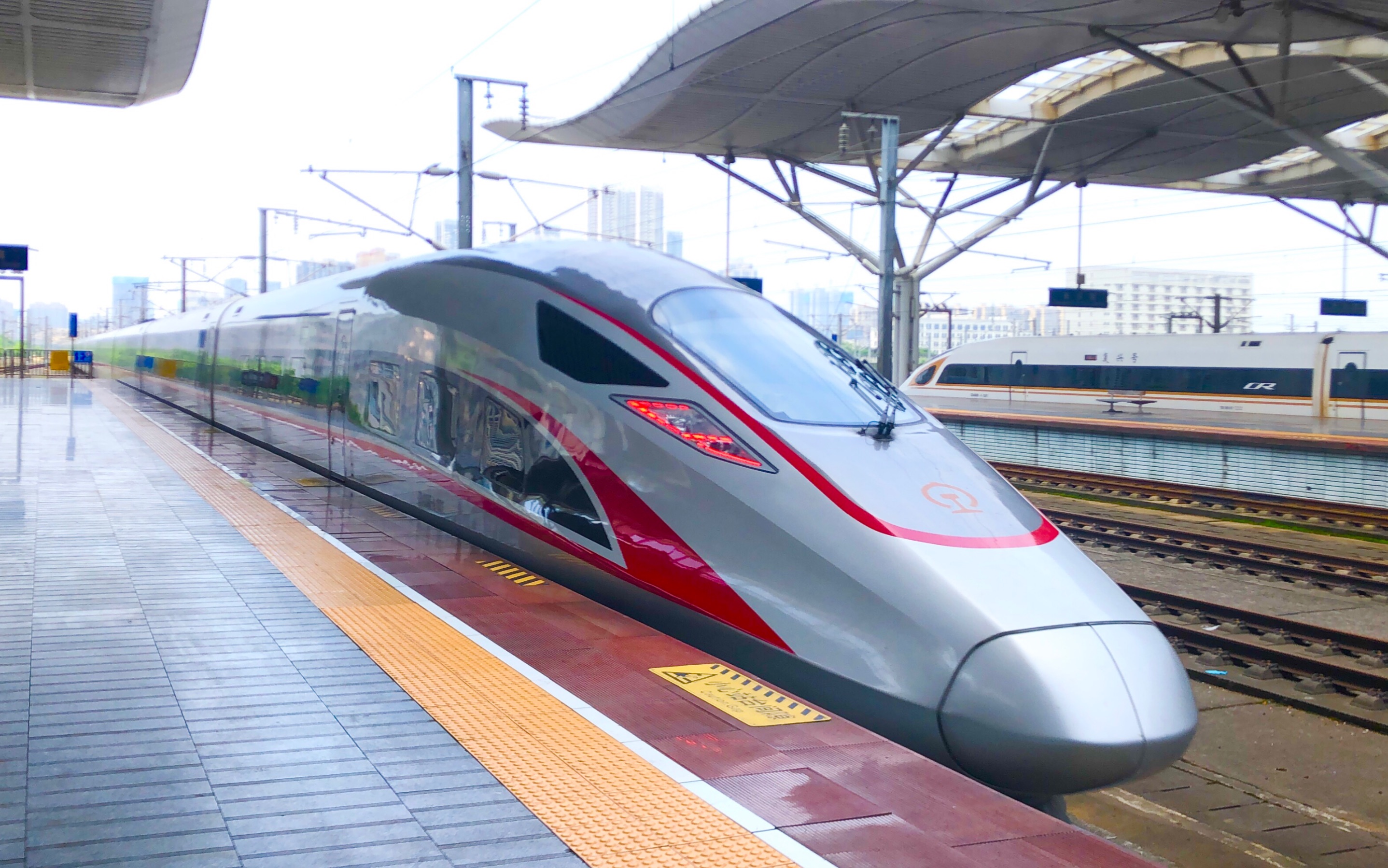 g552广州南-信阳东(cr400af-a-1031)出长沙南站7站台13:31 20220614