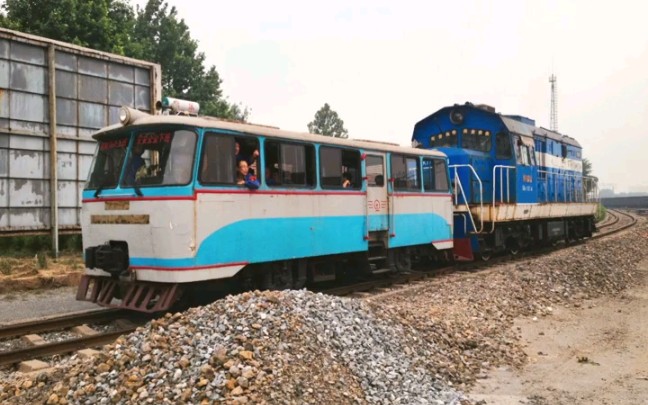 济钢的gk1f内燃机车