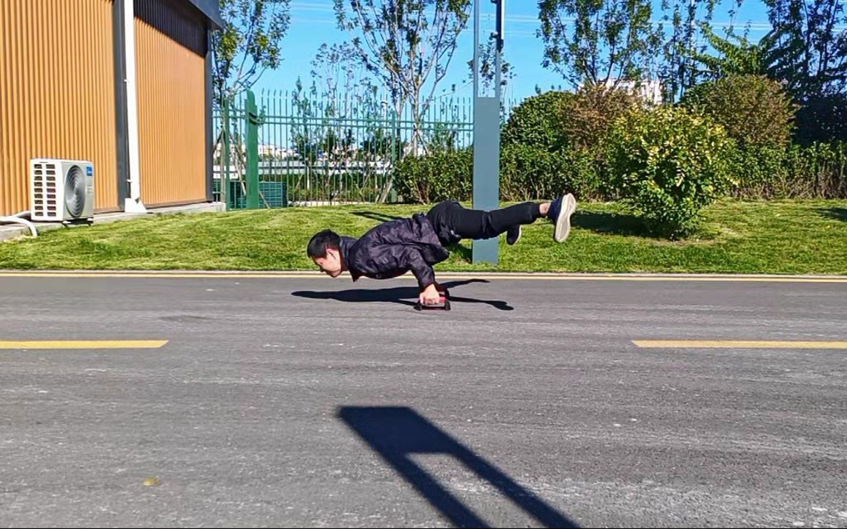 俄式挺身俯卧撑,希望自己越做越好_哔哩哔哩_bilibili