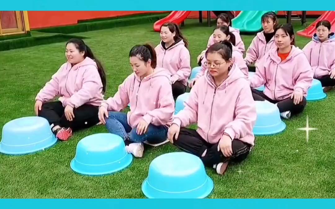 幼儿园器械操《轻轻告诉你》幼儿园六一舞蹈 幼儿舞蹈 幼儿园早操