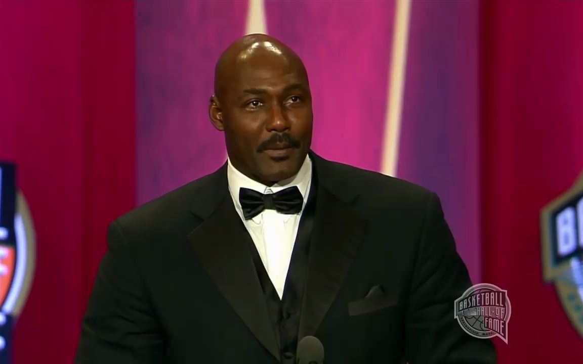 [图]卡尔 · 马龙篮球名人堂获选演说 Karl Malone's Basketball Hall of Fame Enshrinement Speech