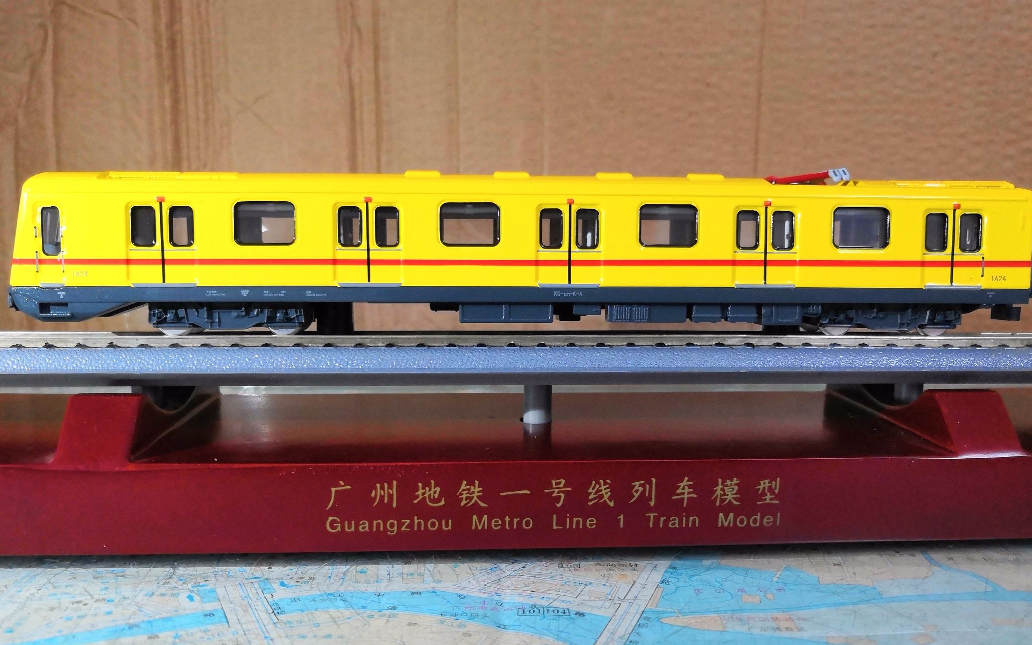 广州地铁一号线1:100列车模型展示.