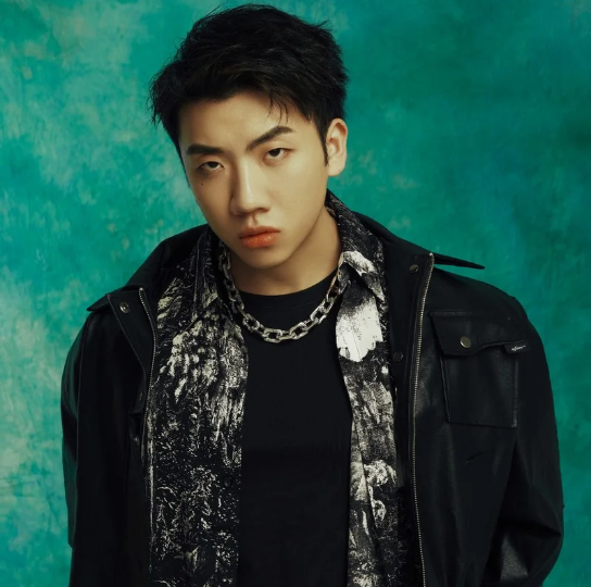 【免费伴奏】杨和苏 小酷coola 加冕 live版 伴奏 高音质 原版 伴奏