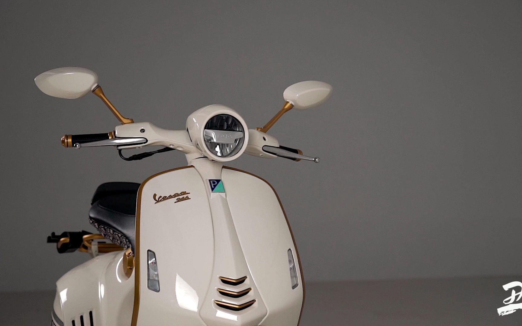 dior&vespa 946|近40w的跨界时尚单品