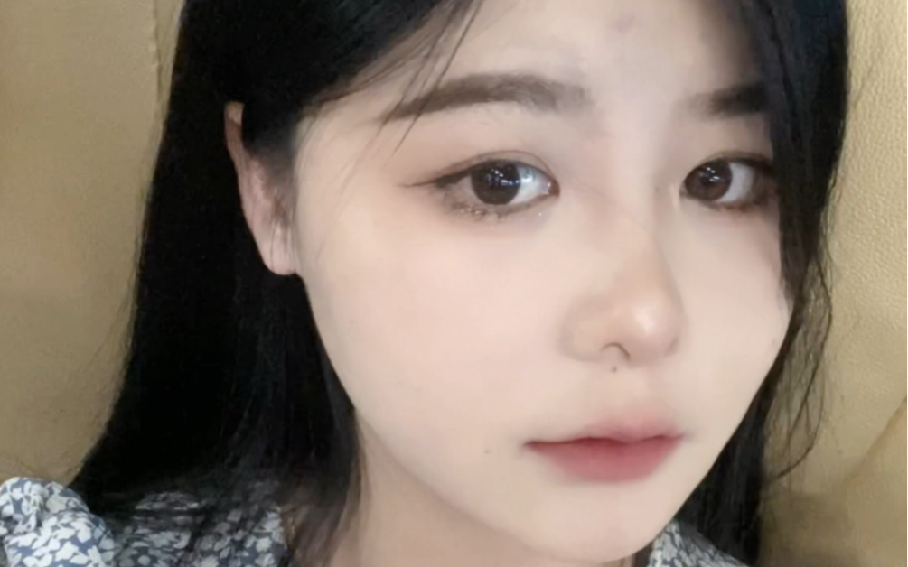 漂亮的女孩太多了我只希望我特别一点