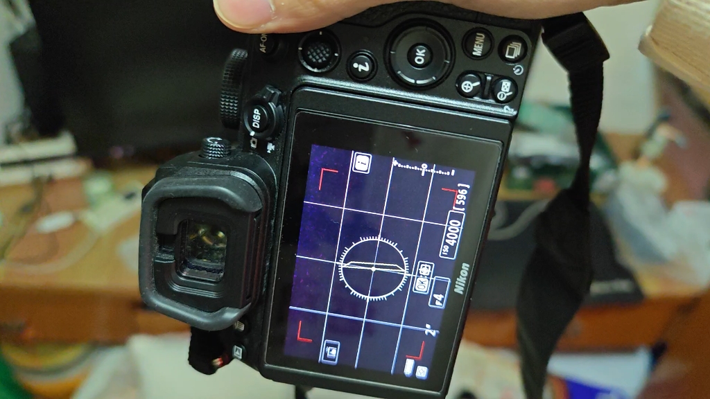 相机水平仪坏了!好消息:保修期内.坏消息:港版联保好麻烦呀!