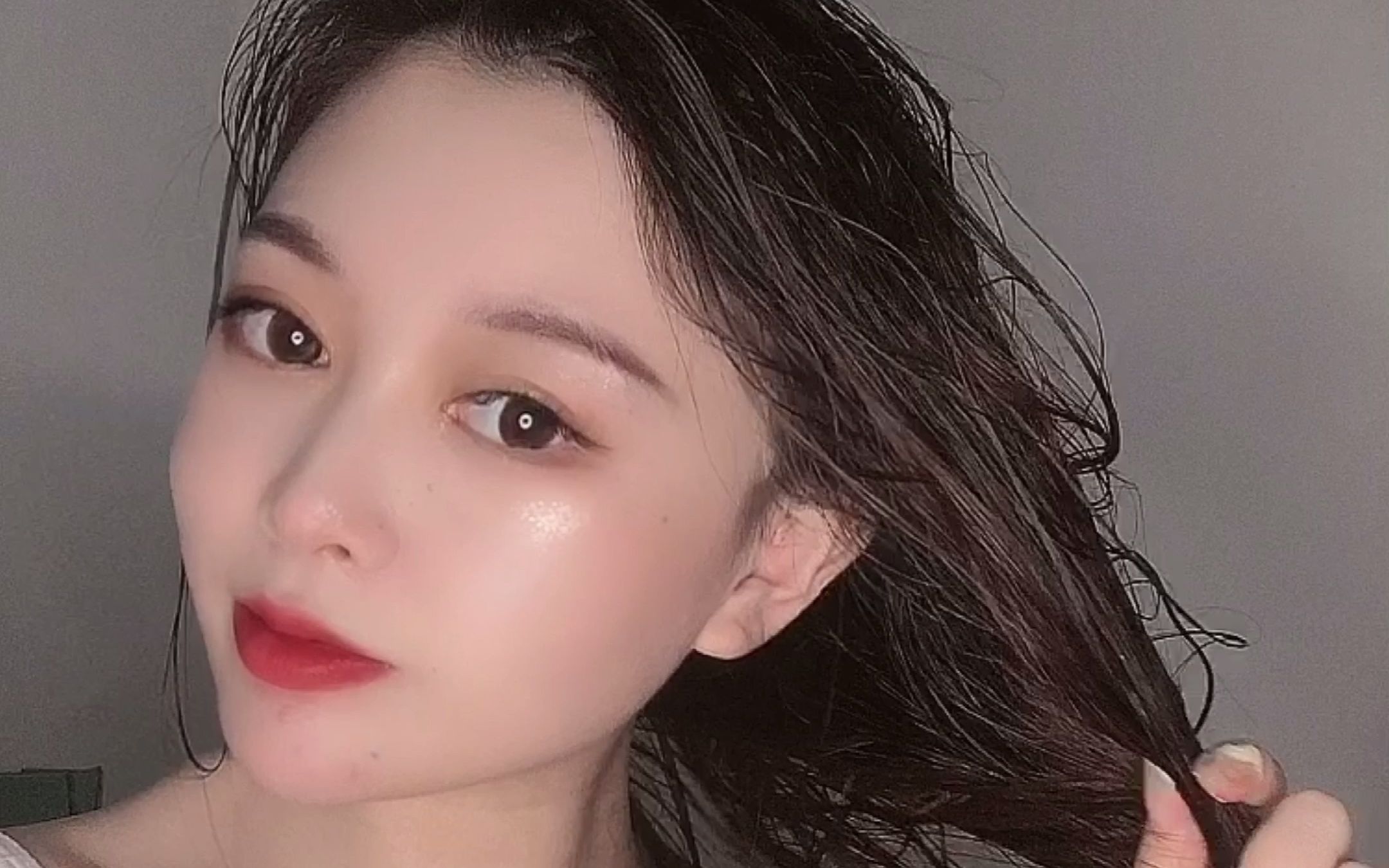 都说头发是女人的第二张脸,对头发好一点,让自己更加漂亮一点,哈哈