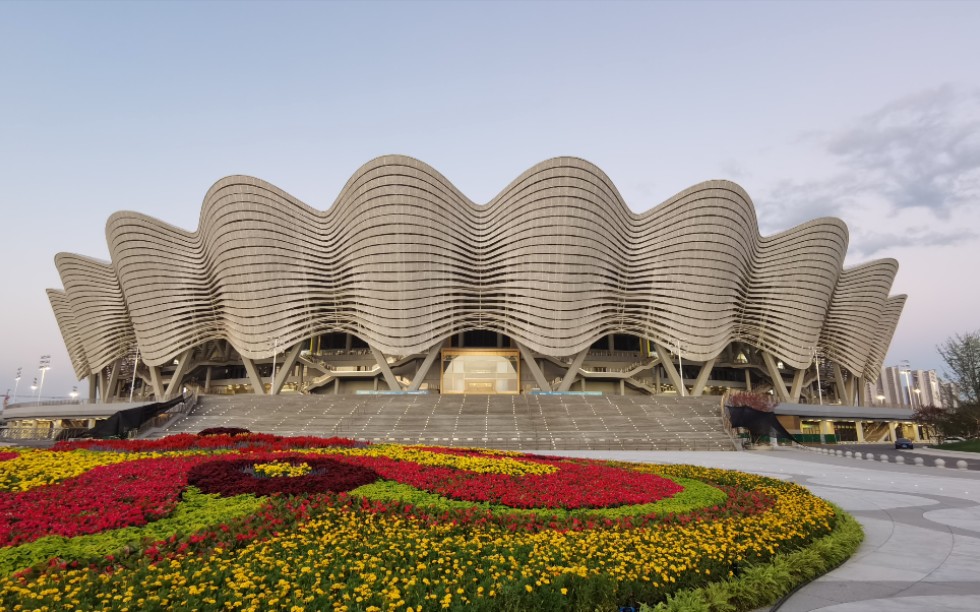 西安奥体中心夏午闲游