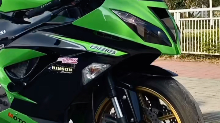 川崎zx-6r 小牛636静态剪辑展示_哔哩哔哩_bilibili