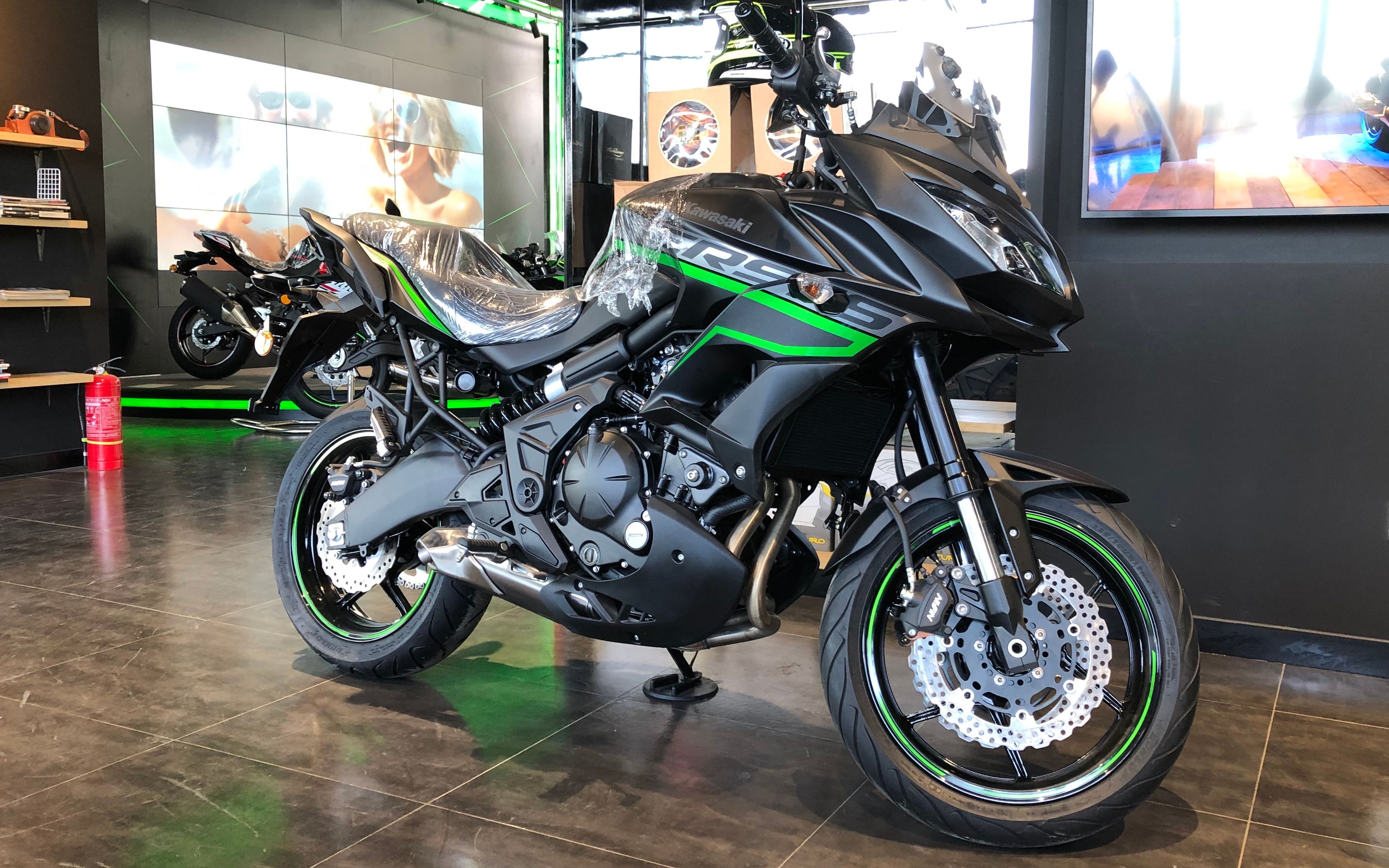 活动  2019 kawasaki versys-x 650 川崎versys-x650 静态实拍