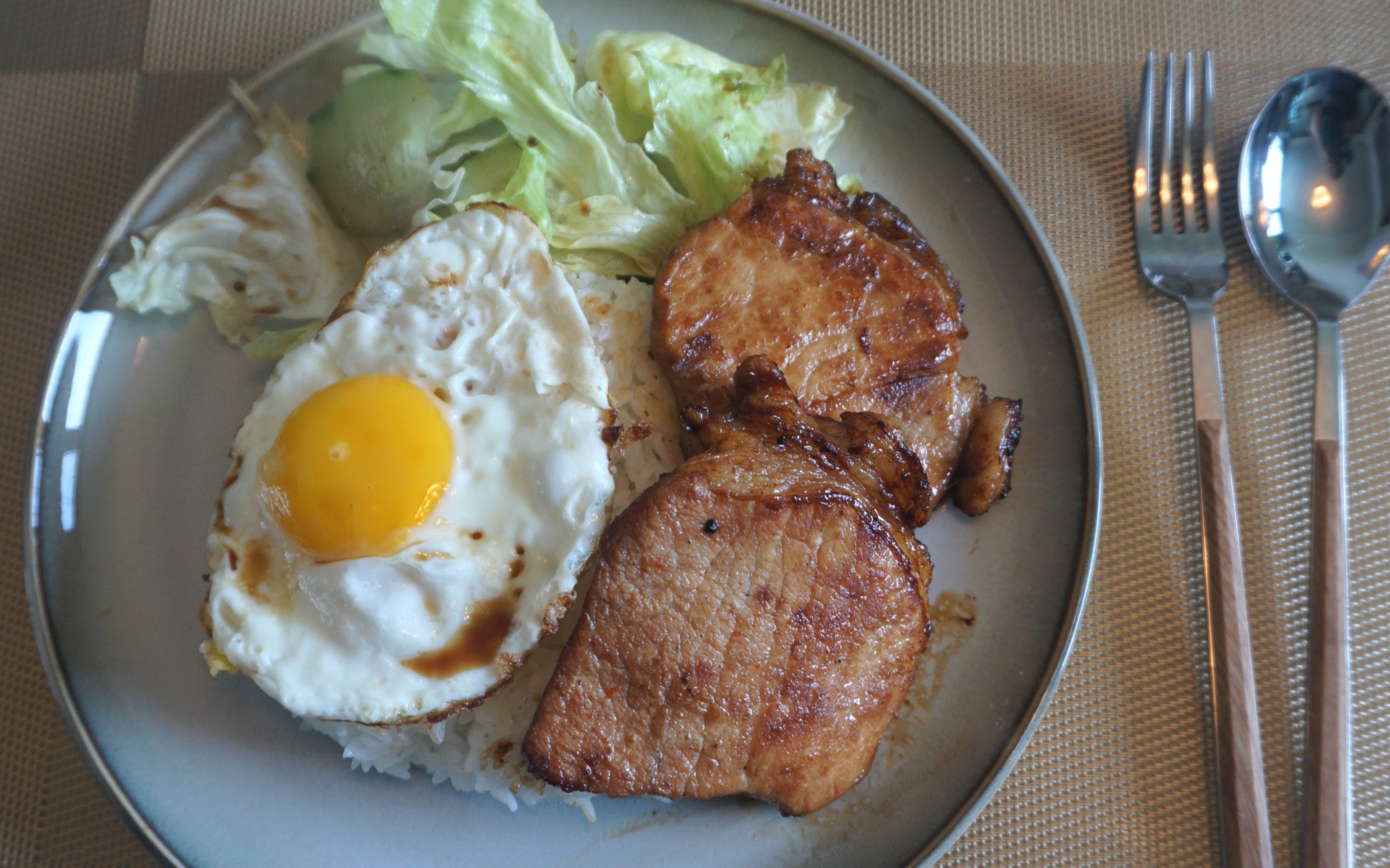 来跟我做中式的煎猪排吧,简单快手健康美味.