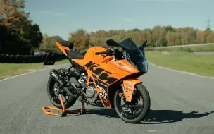 Download Video: KTM RC 390 GP限定涂装 借鉴KTM RC 16赛车专属配色 全新涂装，C位出道！ #ReadyToRace