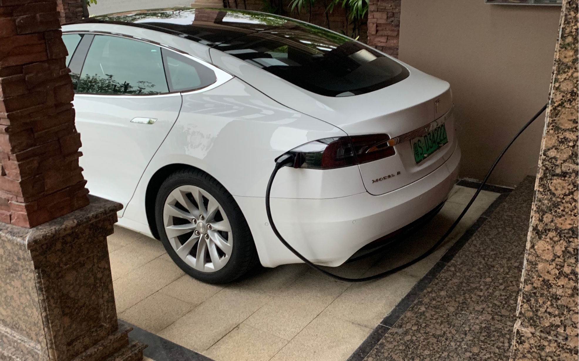 过期tesla models 90d评测