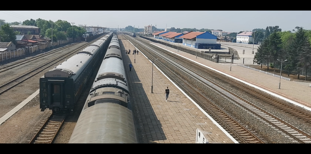 【铁路摄影】呼兰站客车合辑(k7264出站,k7285进出站,k7148进出站)