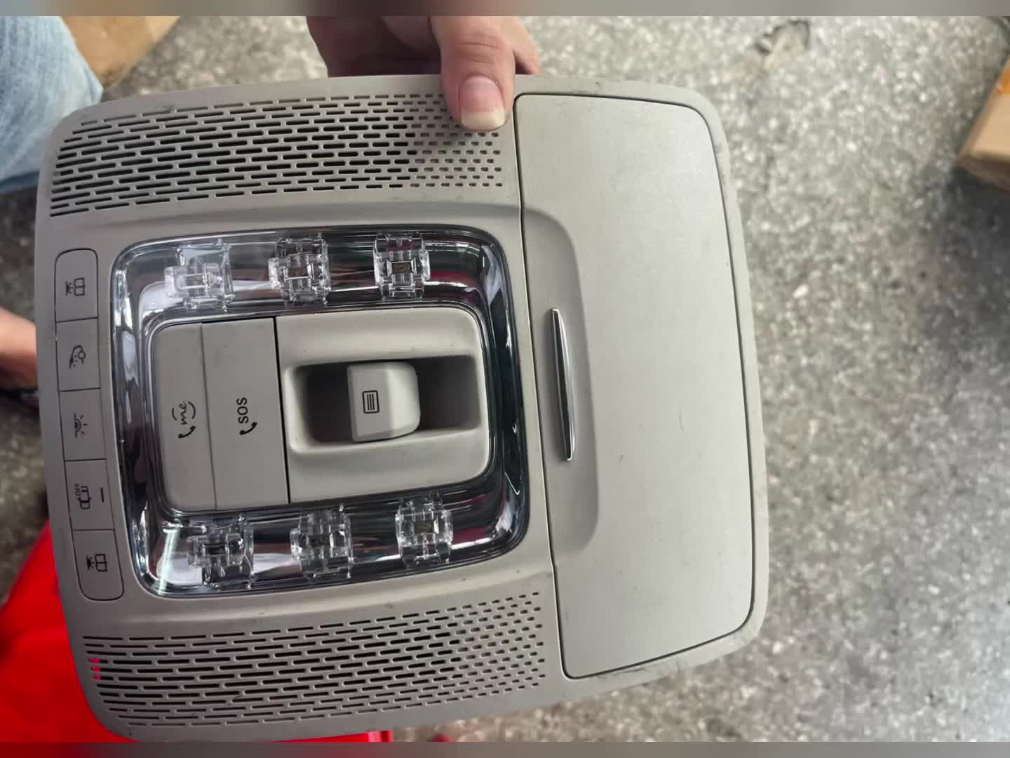 奔驰gle350天窗开关