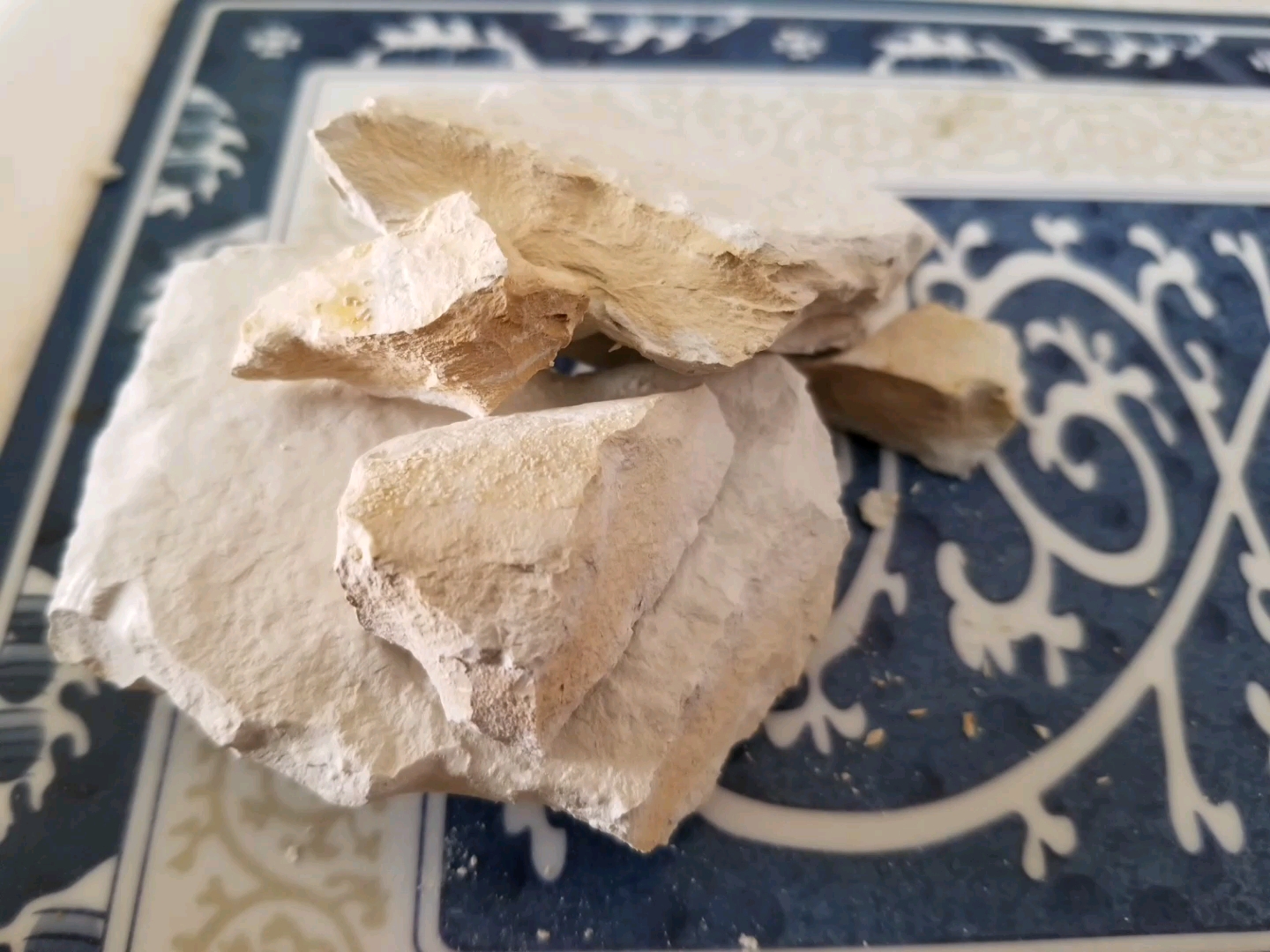 小商店买的阿勒泰白土