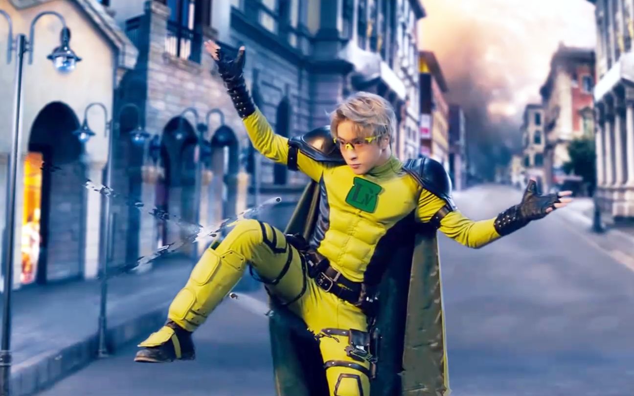 薛之谦变身绿豆侠,大战女劫匪,结果人质差点被他害死,爆笑短片