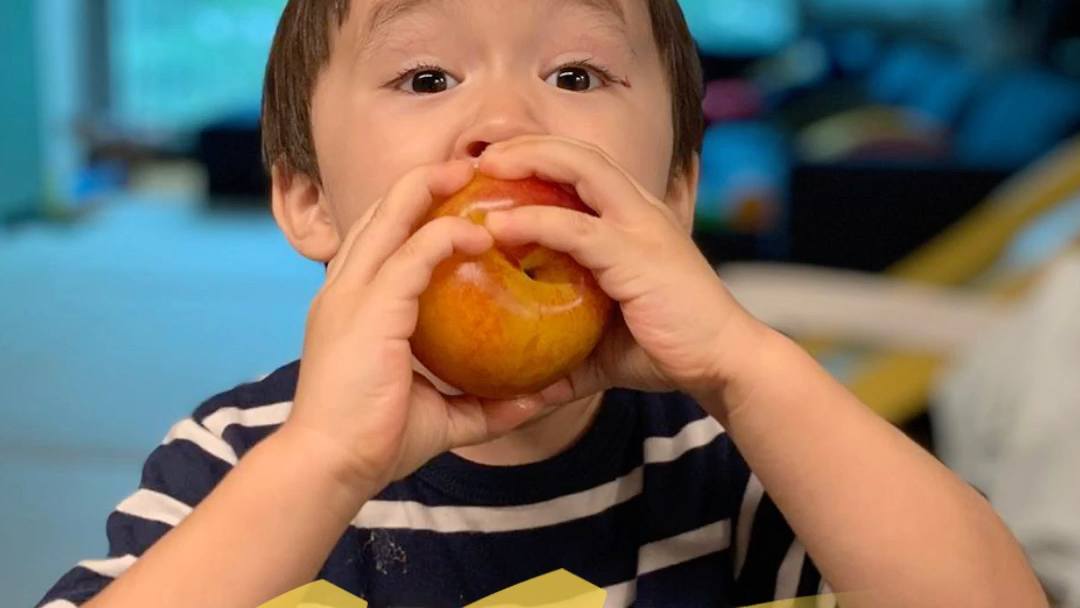 7.24 本特利更新 今天吃李子的小本,脸真的好小啊