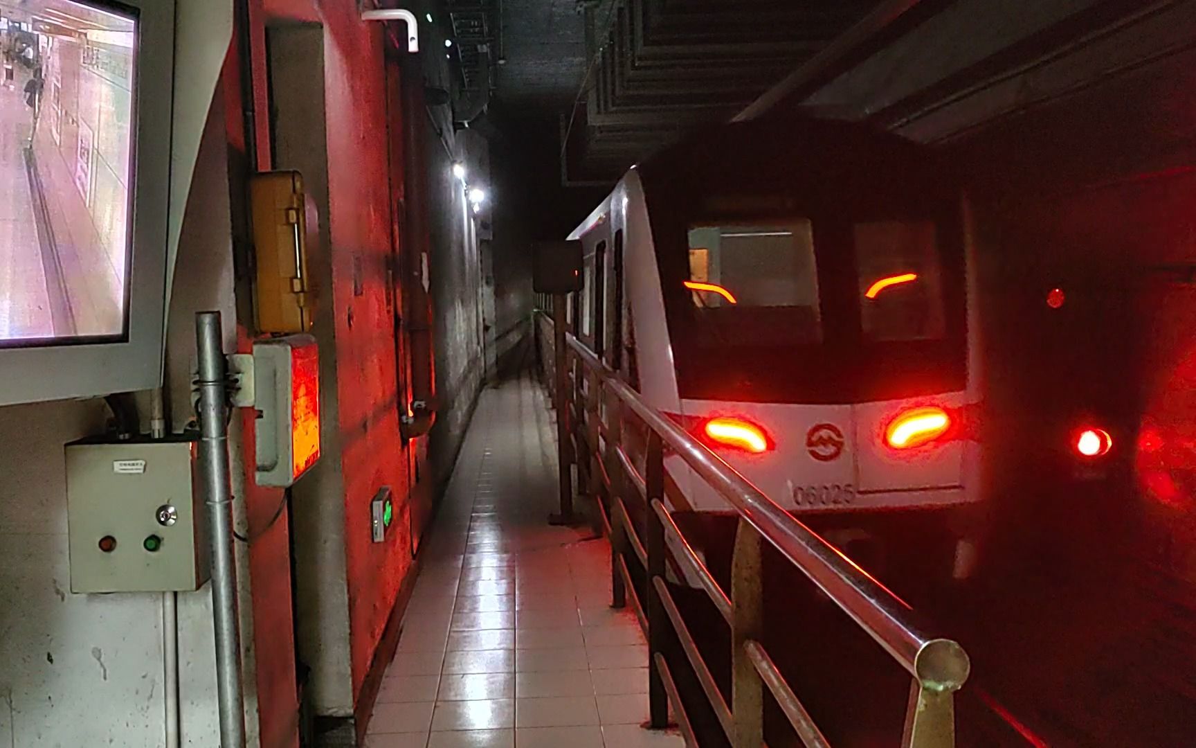 【上海地铁6号线】花木兰06c02-625蓝村路出站